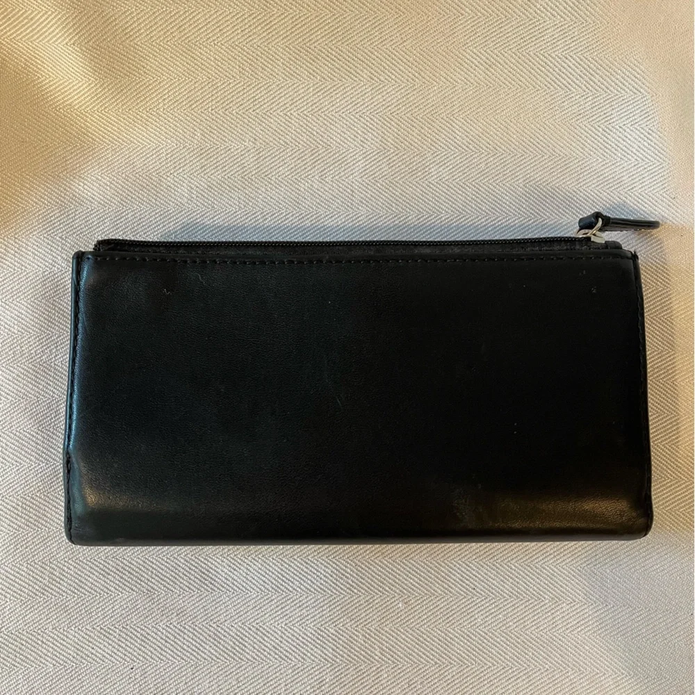 COACH black leather Gold‎ Signature snap close, organizer, coin zip wallet